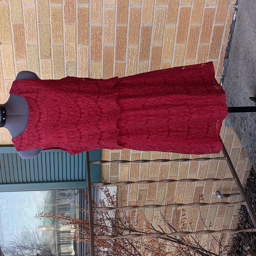 Monteau Sleeveless Lace Mini Dress - Burgundy, Sz L